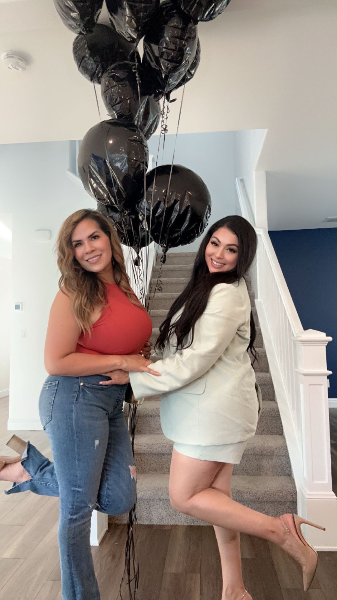 Taty Recinos celebrating a closing with a client in Bakersfield